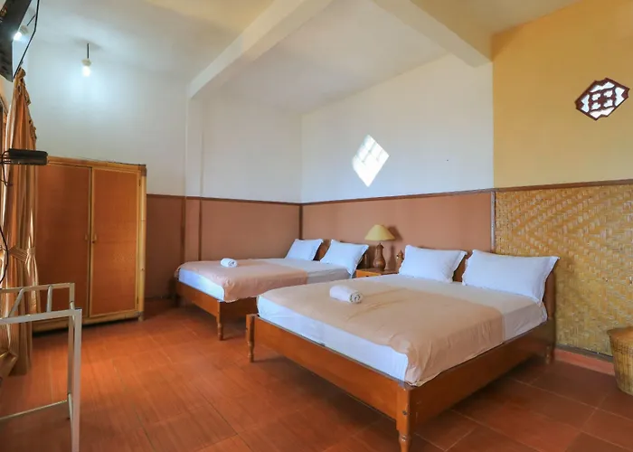 Guest house Tara Bar & Resto Air Sanih *