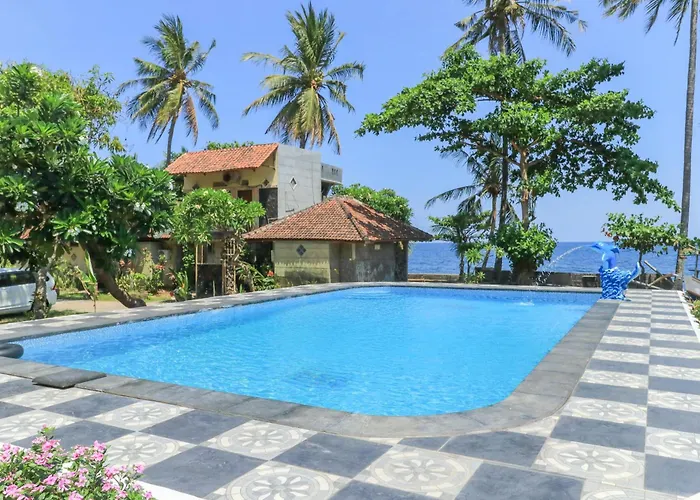 Tara Bar & Resto Air Sanih Guest house Kubutambahan (Bali)