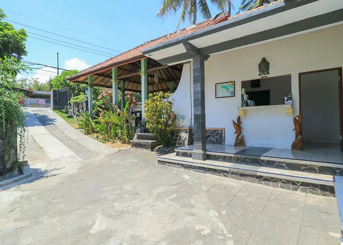 Tara Bar & Resto Air Sanih Guest house Kubutambahan (Bali)