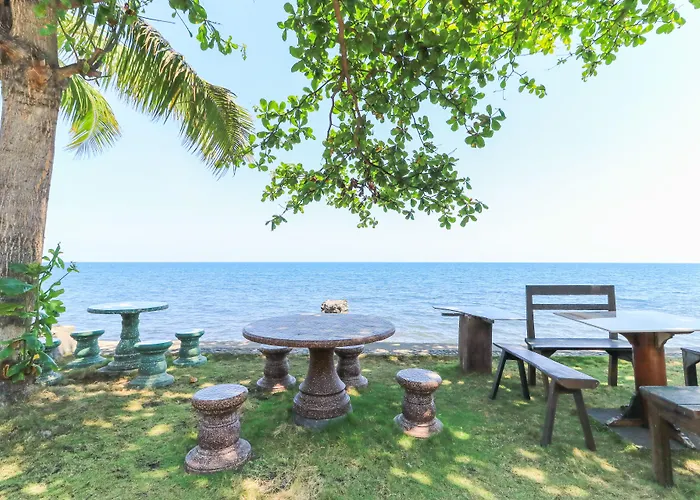 Tara Bar & Resto Air Sanih * Kubutambahan (Bali)