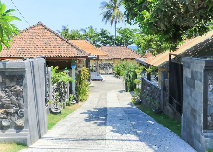 Tara Bar & Resto Air Sanih * Kubutambahan (Bali)