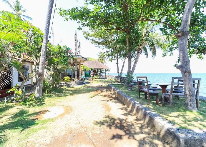 Guest house Tara Bar & Resto Air Sanih *