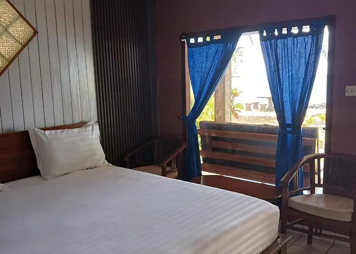 Tara Bar & Resto Air Sanih Guest house Kubutambahan (Bali)